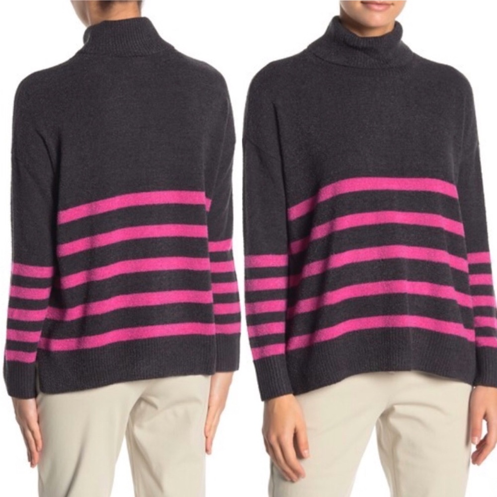 NWOT- Vince Camuto Stripe Turtleneck Sweater